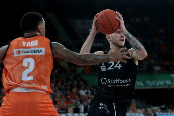 面对对手密 面对对手密